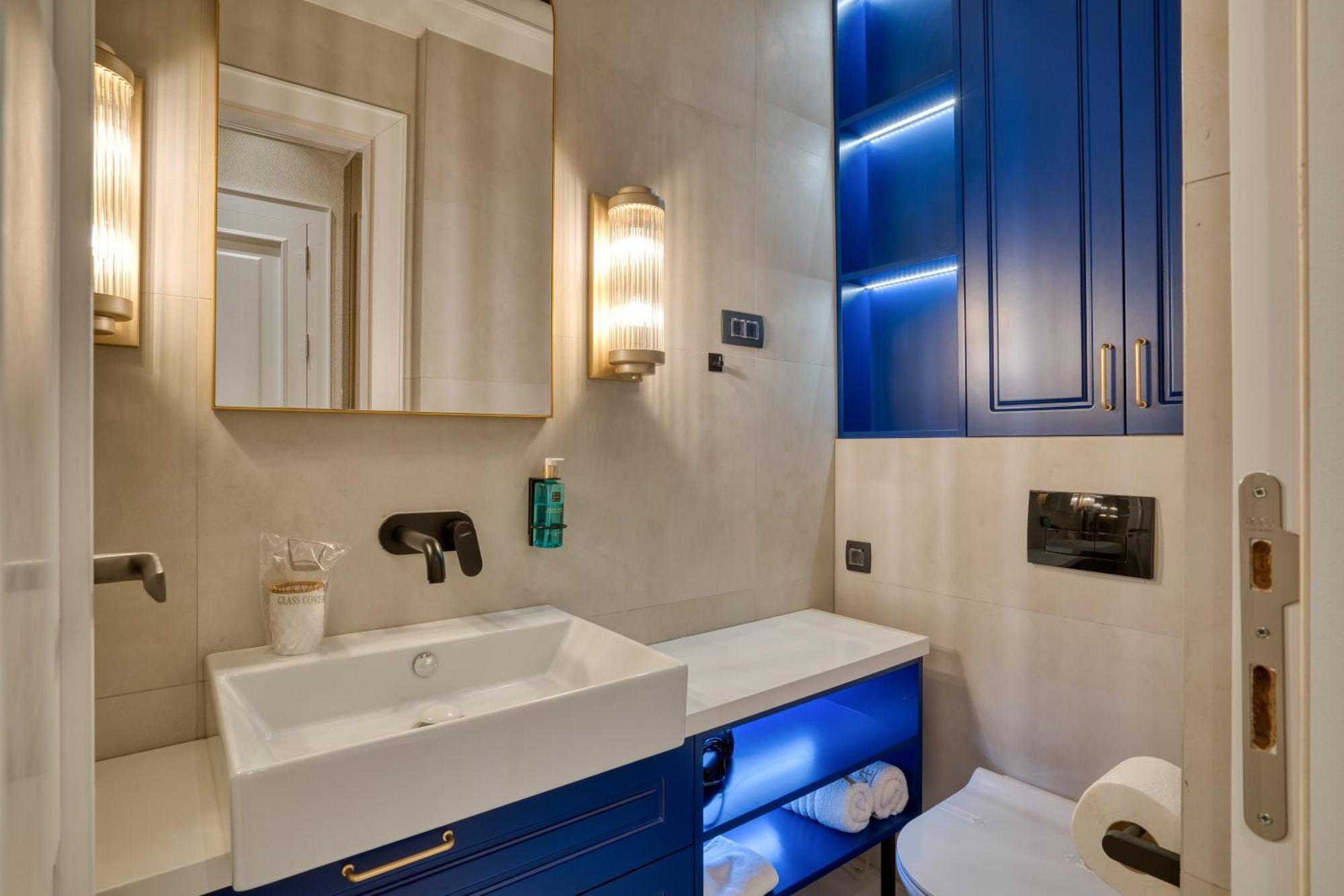 Hive Luxury Suites By Mn Property Kotor Extérieur photo