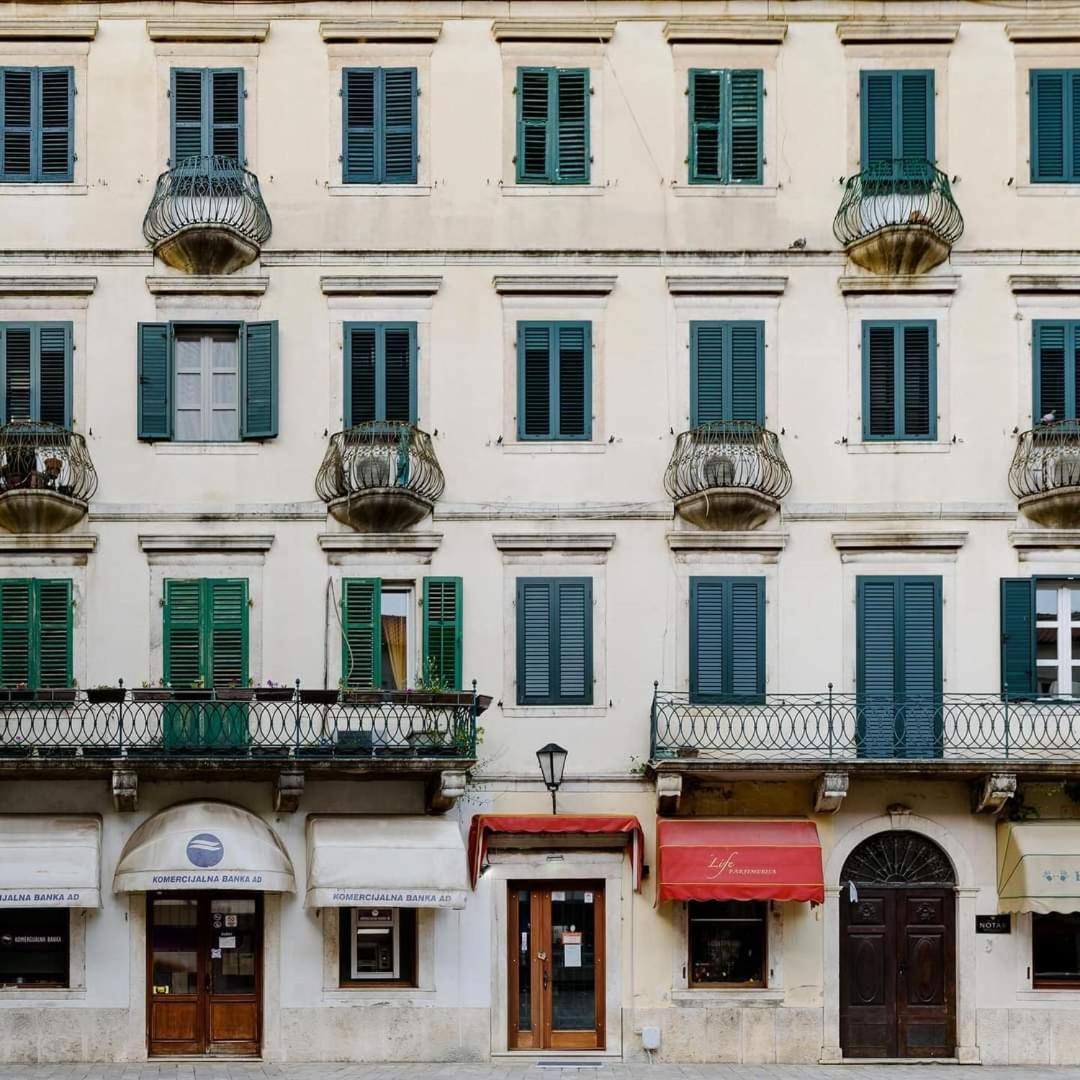 Hive Luxury Suites By Mn Property Kotor Extérieur photo