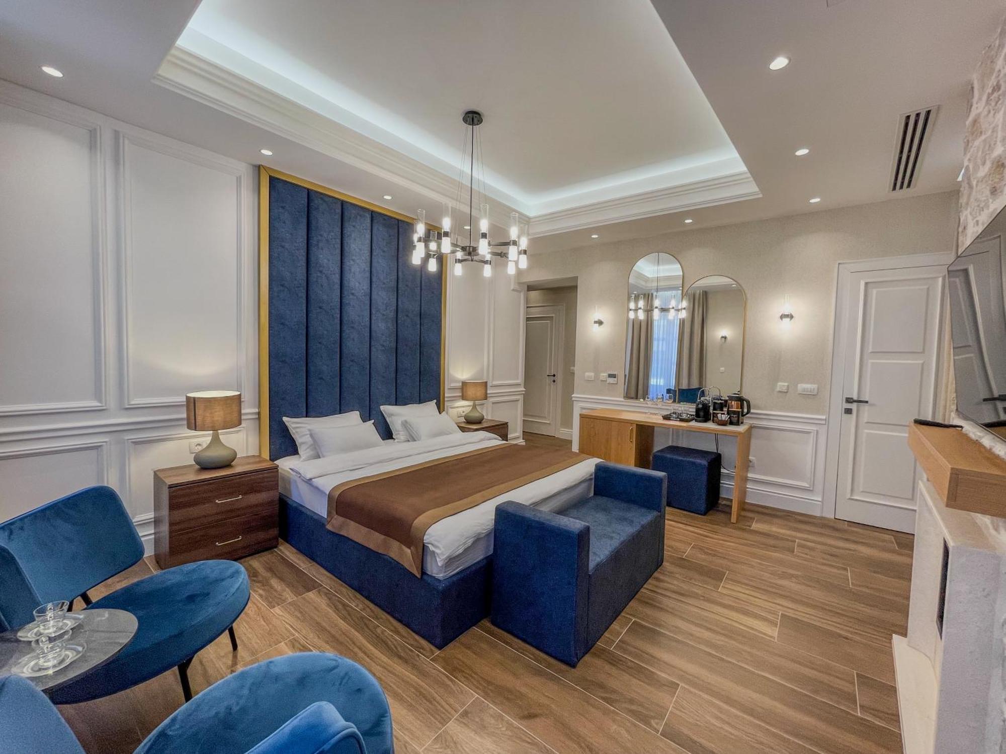 Hive Luxury Suites By Mn Property Kotor Extérieur photo