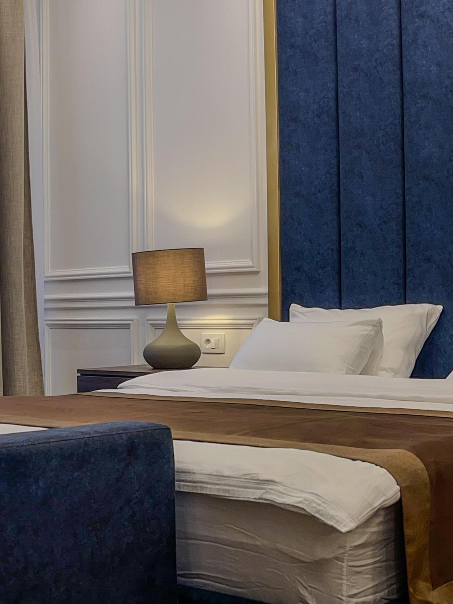 Hive Luxury Suites By Mn Property Kotor Extérieur photo